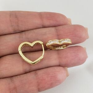 18K Gold Heart-Shaped Earrings
